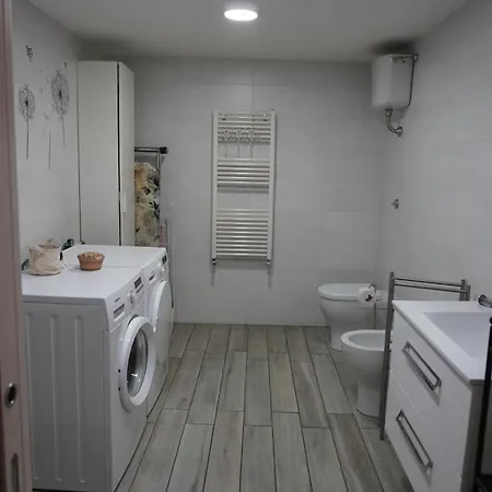 Le Bon Bon Apartment *
