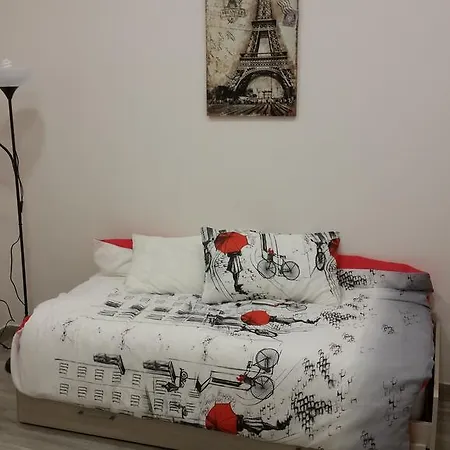 Le Bon Bon Apartment