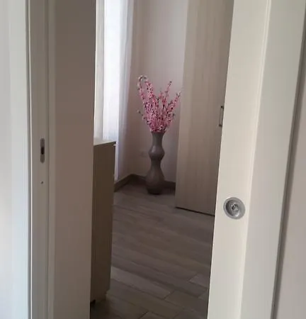 Le Bon Bon Apartment